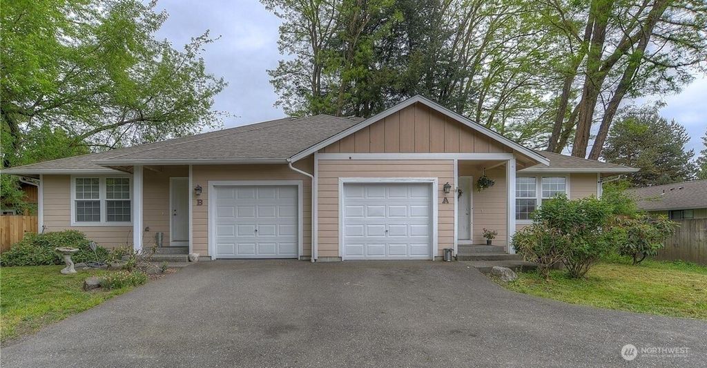 Photo of 300 X Street SE, Tumwater, WA 98501 (MLS # 2506061)