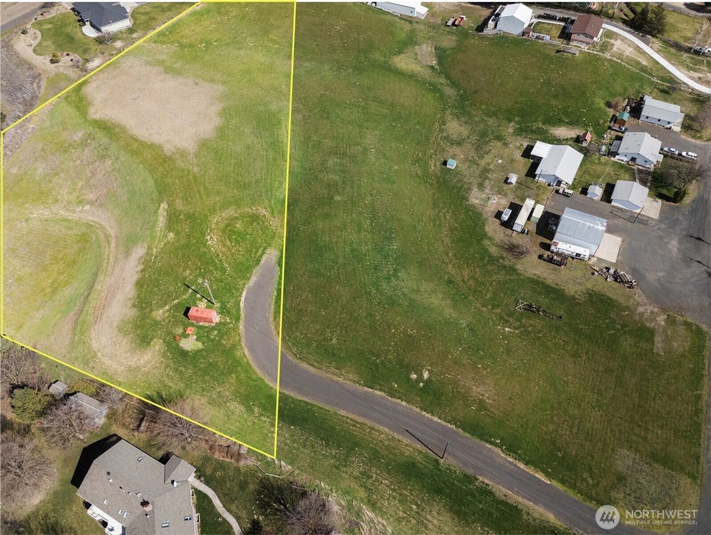 Photo of 94 Kerley Drive, Walla Walla, WA 99362 (MLS # 2467494)