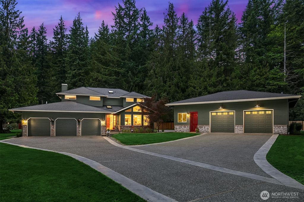 Photo of 44422 SE 130th Street, North Bend, WA 98045 (MLS # 2395849)