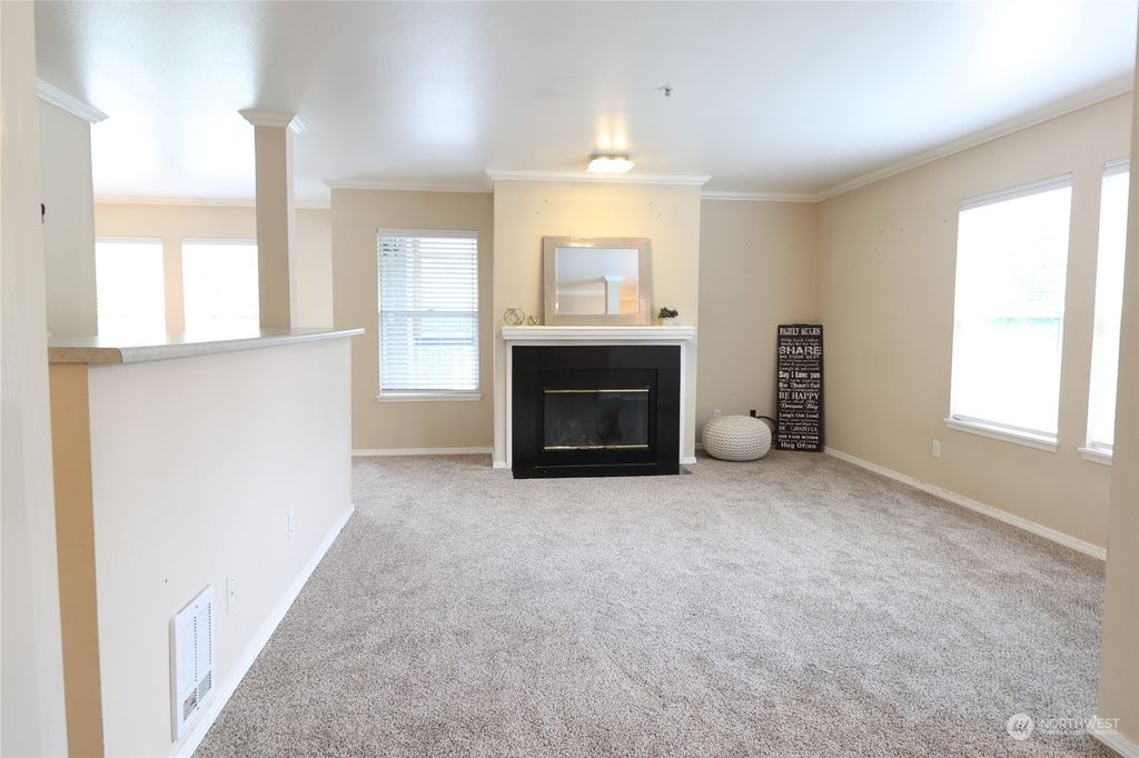 Photo of 33020 10th Avenue SW #H301, Federal Way, WA 98023 (MLS # 2202574)