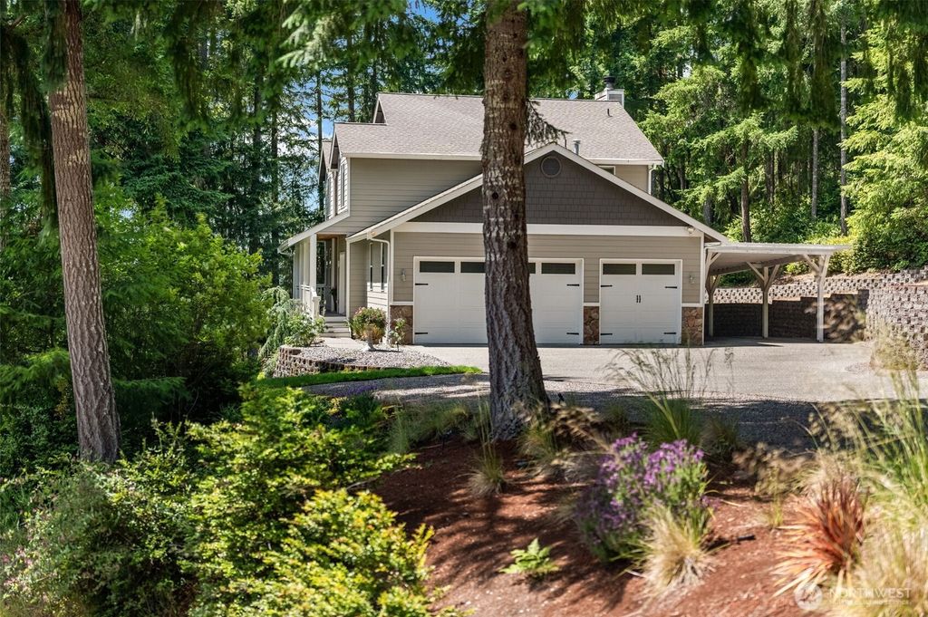 Photo of 6722 77th Avenue Ct NW, Gig Harbor, WA 98335 (MLS # 2529284)