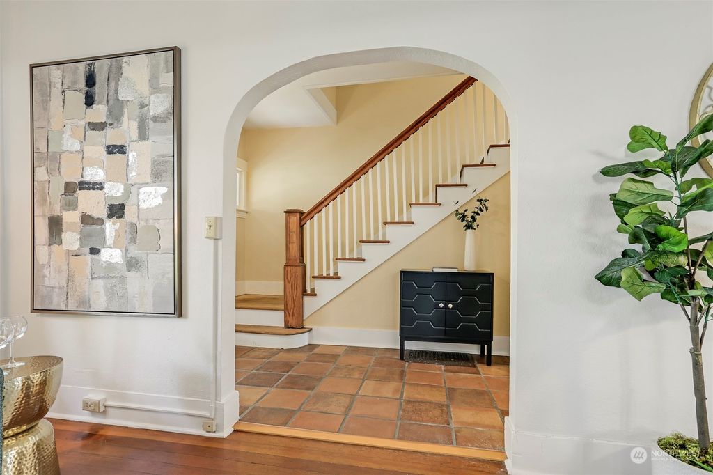 Photo of 1127 32nd Avenue, Seattle, WA 98122 (MLS # 2154350)