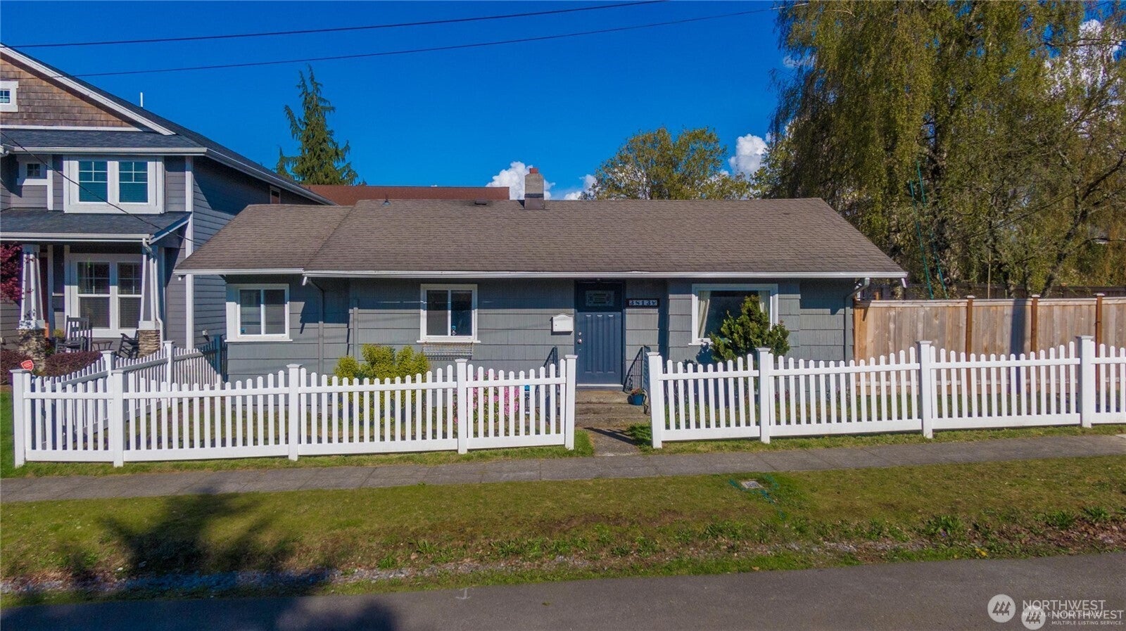 3813 N Mullen Street