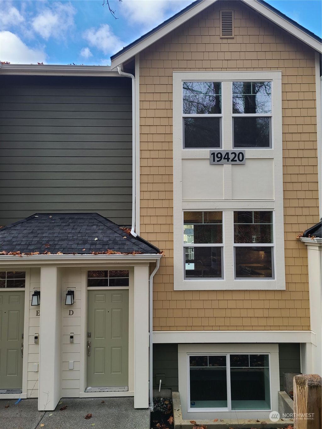 Photo of 19420 121ST Place NE #D, Bothell, WA 98011 (MLS # 2186771)