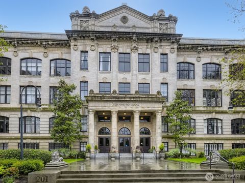 Photo of 201 Galer Street #163, Seattle, WA 98109 (MLS # 2467477)