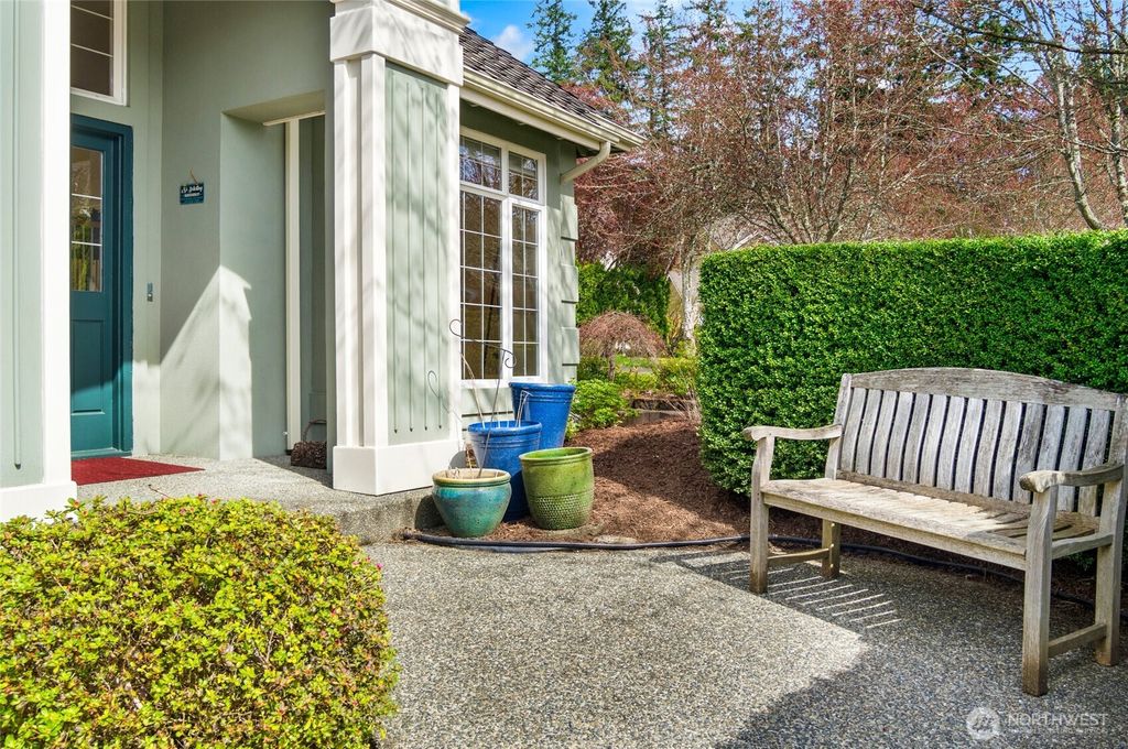 Photo of 8012 NE 151st Court, Kenmore, WA 98028 (MLS # 2504414)