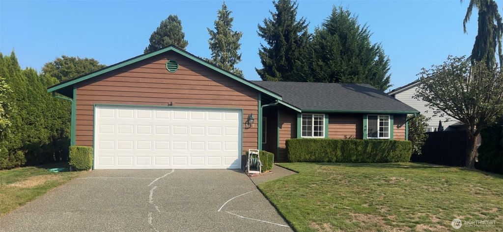 Photo of 307 Vista Court, Granite Falls, WA 98252 (MLS # 2434566)