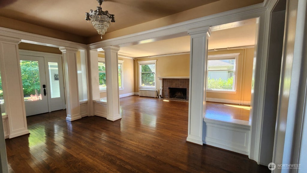 Photo of 3316 Grand Avenue, Everett, WA 98201 (MLS # 2563196)