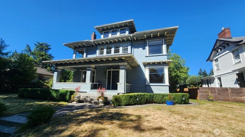 Photo of 3316 Grand Avenue, Everett, WA 98201 (MLS # 2563196)