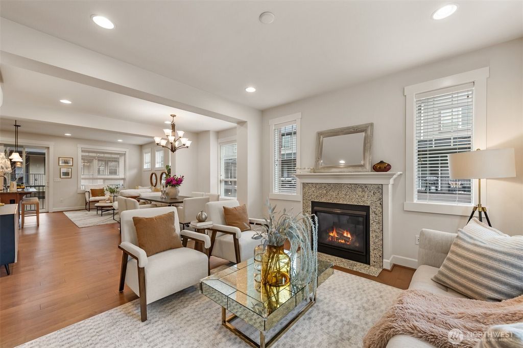 Photo of 1321 Greenwich Walk NE, Issaquah, WA 98029 (MLS # 2499318)