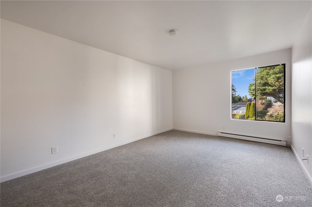 listing image 9361599450136928960