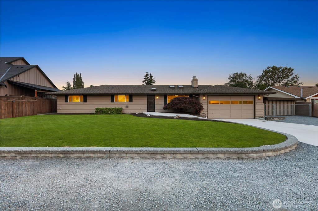 Photo of 5614 66th Place SE, Snohomish, WA 98290 (MLS # 2554486)