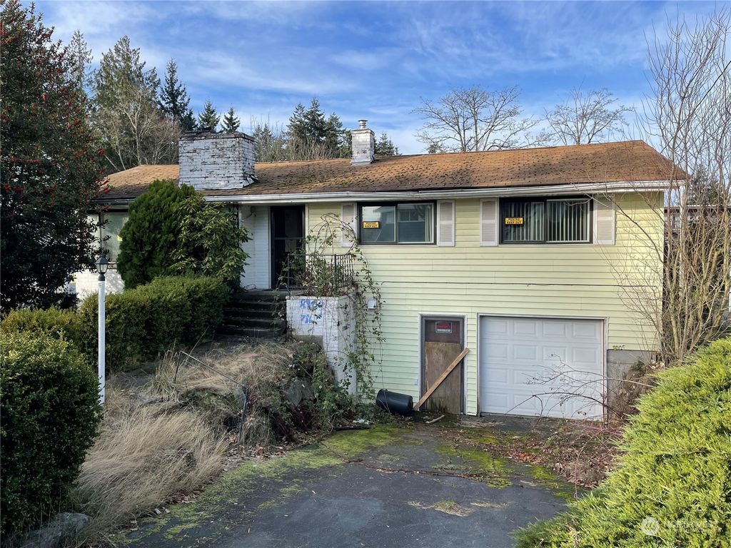 Photo of 19233 33rd Avenue S, SeaTac, WA 98188 (MLS # 2033804)