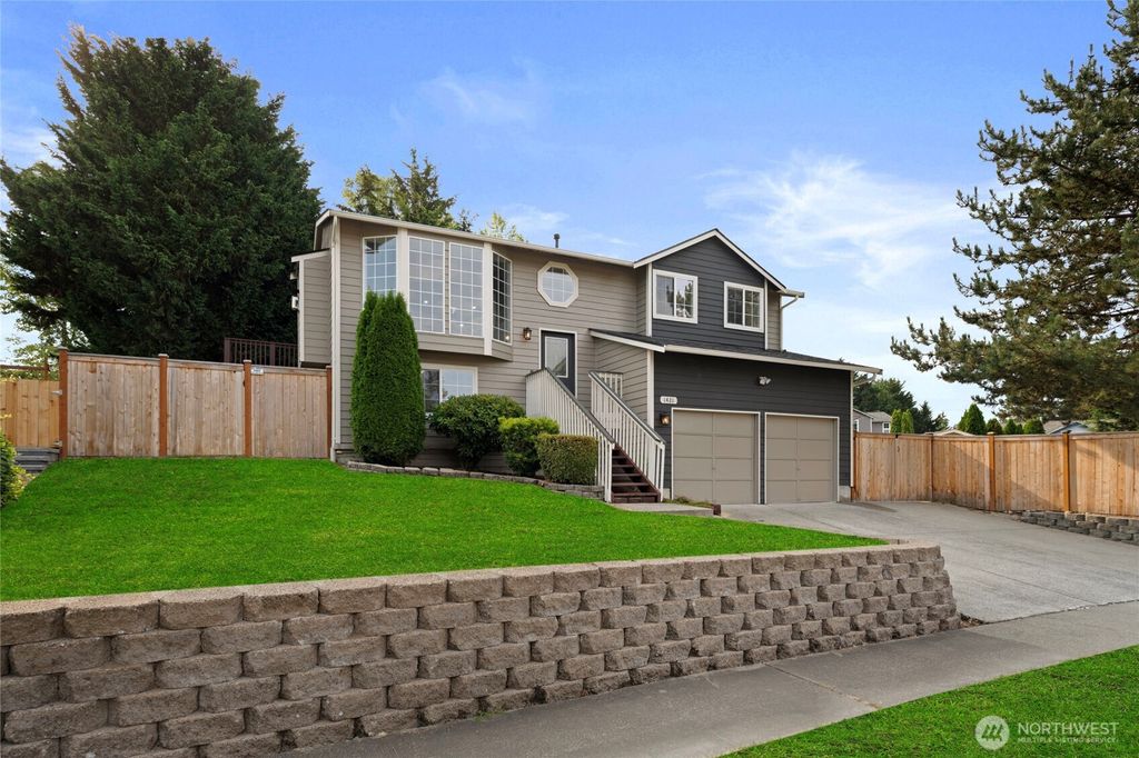 Photo of 1421 85th Drive NE, Lake Stevens, WA 98258 (MLS # 2430323)