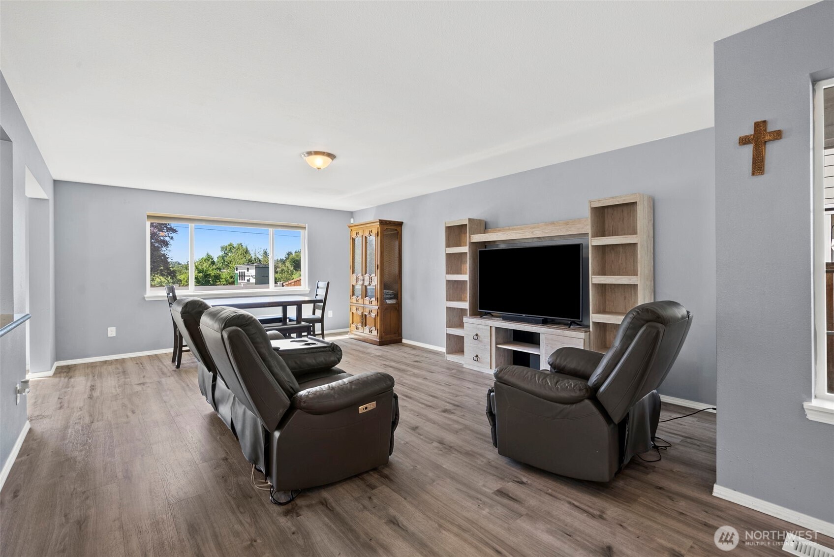421 Green Acres Place