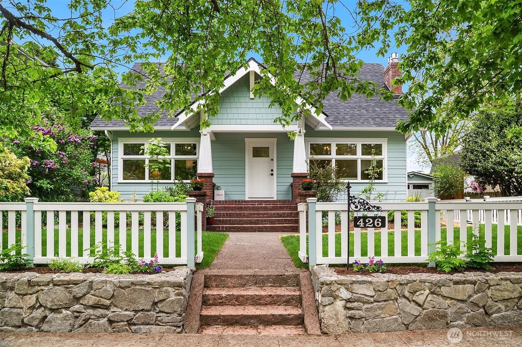 Photo of 426 30th Avenue S, Seattle, WA 98144 (MLS # 2517999)