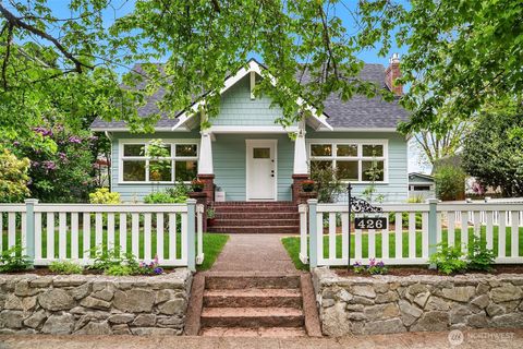 Photo of 426 30th Avenue S, Seattle, WA 98144 (MLS # 2517999)