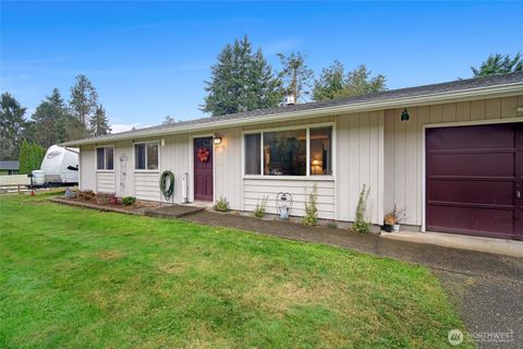 Photo of 7939 Lynnwood Drive, Ferndale, WA 98248 (MLS # 2443886)