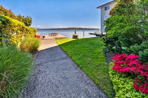 Photo of 510 Lakeside Avenue S #6, Seattle, WA 98144 (MLS # 2580302)