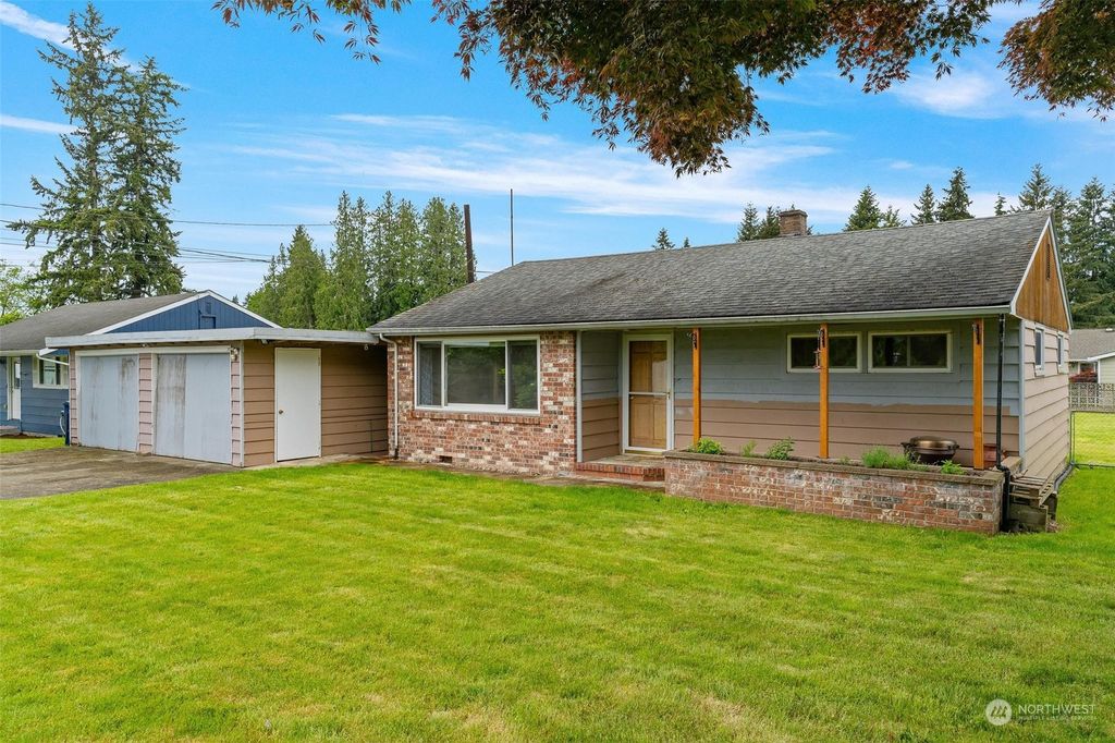 Photo of 6418 50th Drive NE, Marysville, WA 98270 (MLS # 2241983)