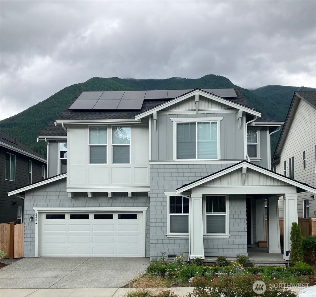 Photo of 3084 SE 15th Street, North Bend, WA 98045 (MLS # 2326790)