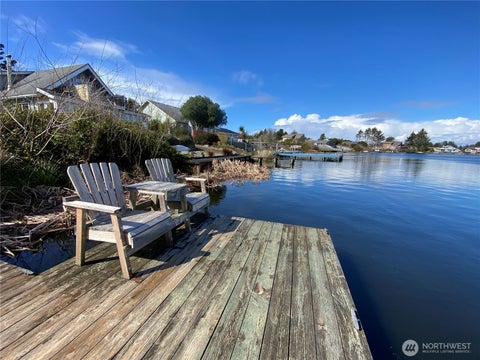 Photo of 900 Texmar Avenue SW, Ocean Shores, WA 98569 (MLS # 2572792)