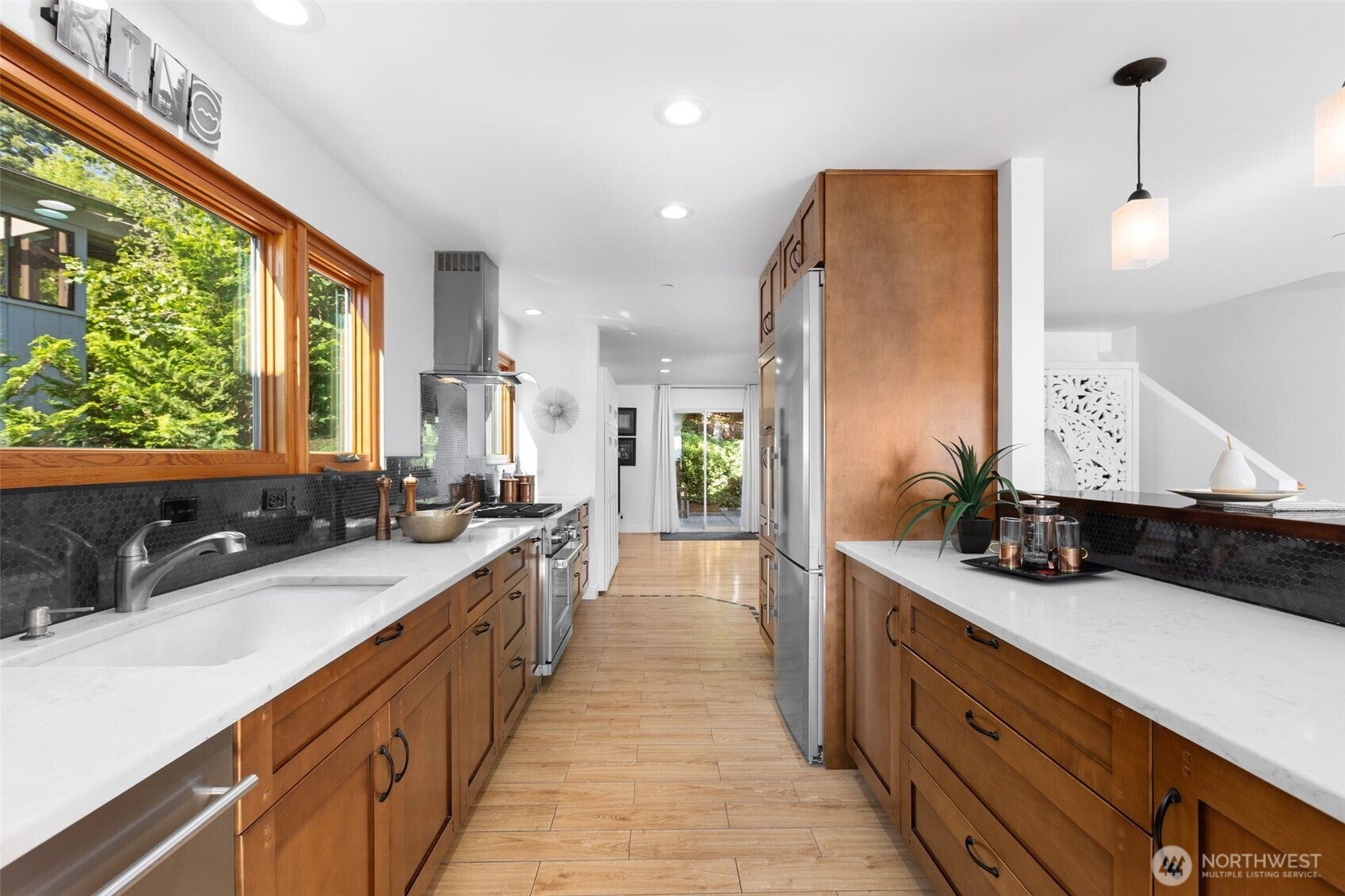 12112 25th Ave SW