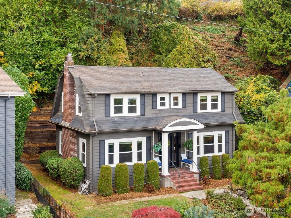 Photo of 445 36th Avenue, Seattle, WA 98122 (MLS # 2452114)