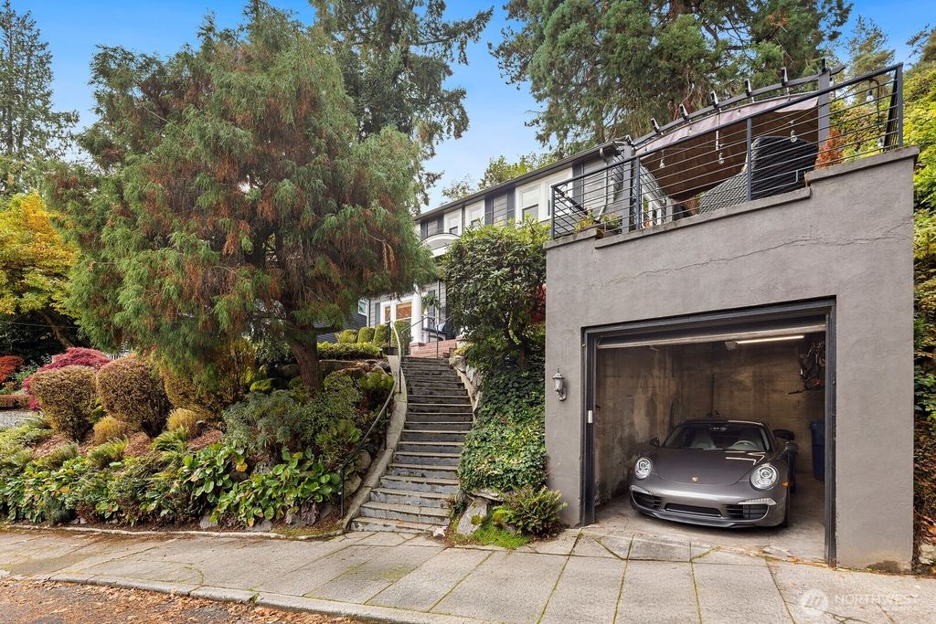 Photo of 445 36th Avenue, Seattle, WA 98122 (MLS # 2452114)