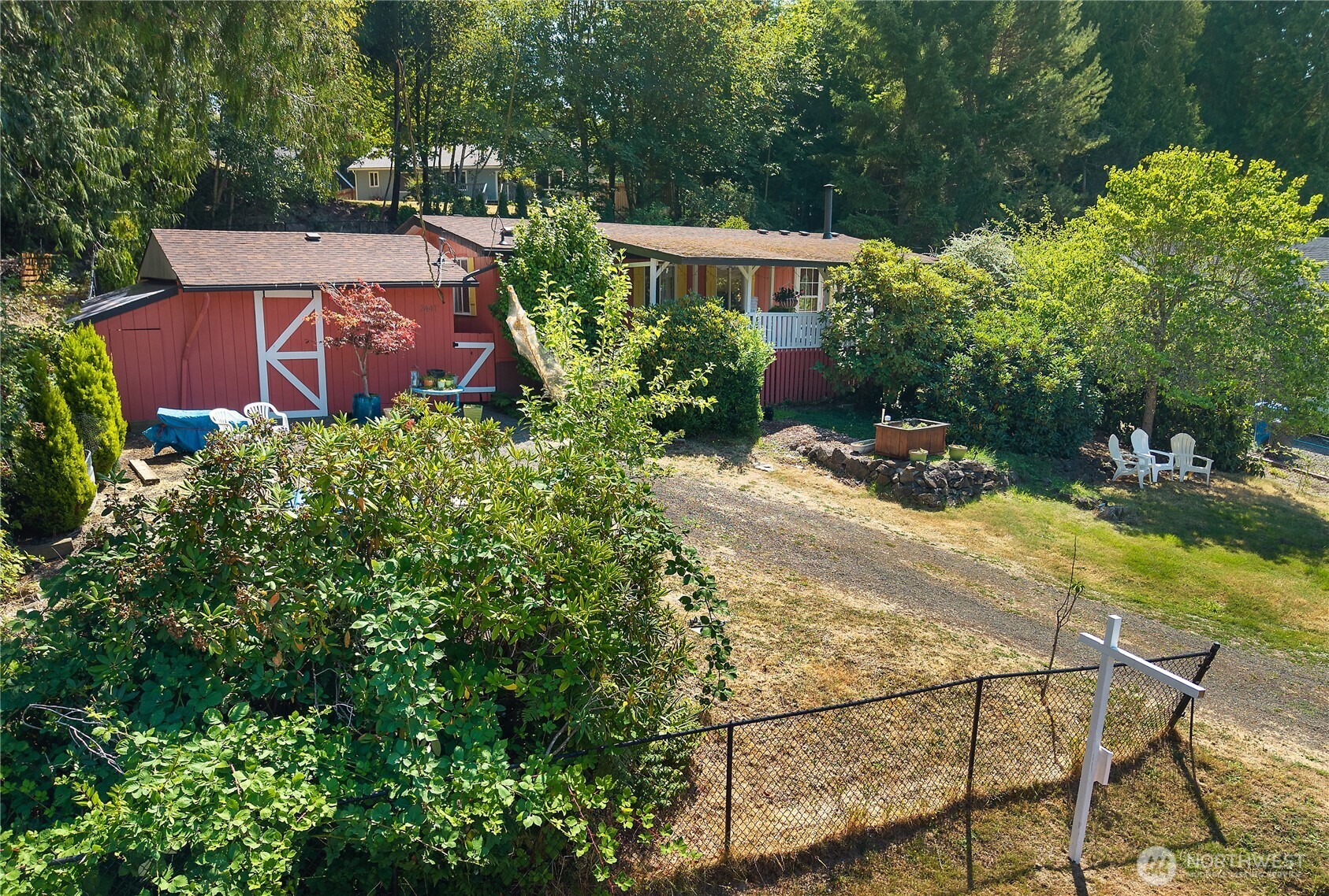 2441 Crestridge Drive NW