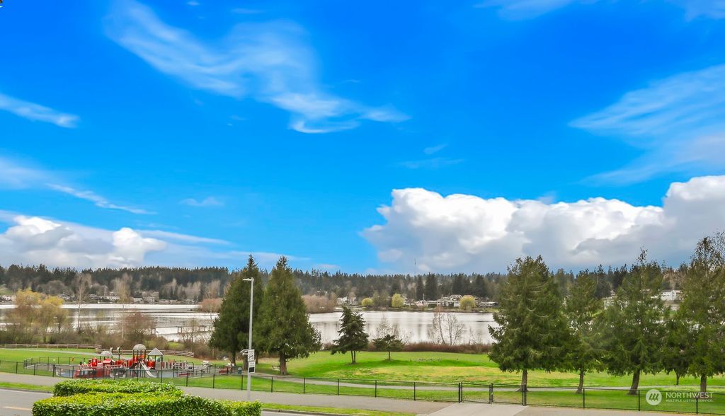 Photo of 23501 Lakeview Drive #D204, Mountlake Terrace, WA 98043 (MLS # 2213070)