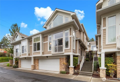 Photo of 8630 113th Lane NE, Kirkland, WA 98033 (MLS # 2564684)