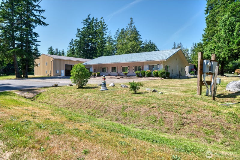 1591 McKenzie Way