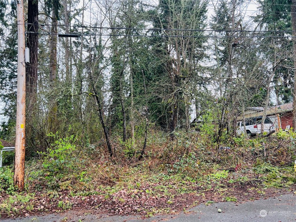 Photo of 44 S 351st Street, Auburn, WA 98001 (MLS # 2053930)
