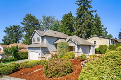 Photo of 11831 SE 206th Street, Kent, WA 98031 (MLS # 2559123)