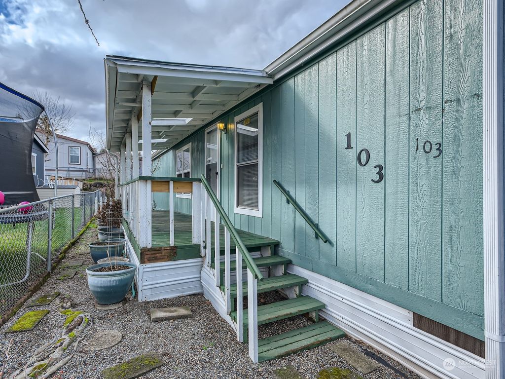 Photo of 15410 SE 272nd Street #103, Kent, WA 98042 (MLS # 2036370)