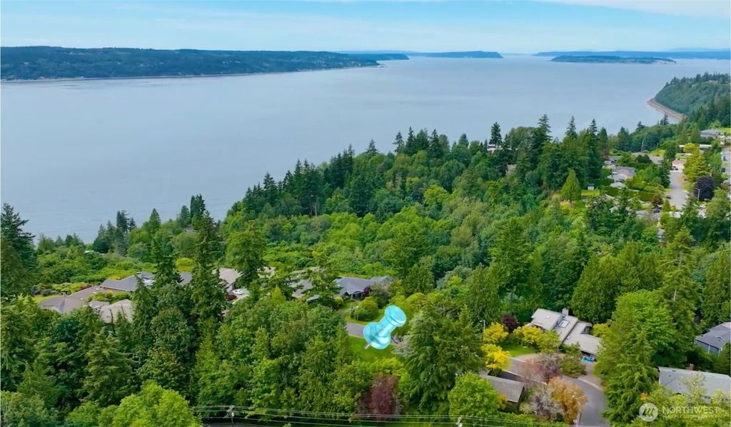 Photo of 5700 Sunset Lane, Mukilteo, WA 98275 (MLS # 2443235)