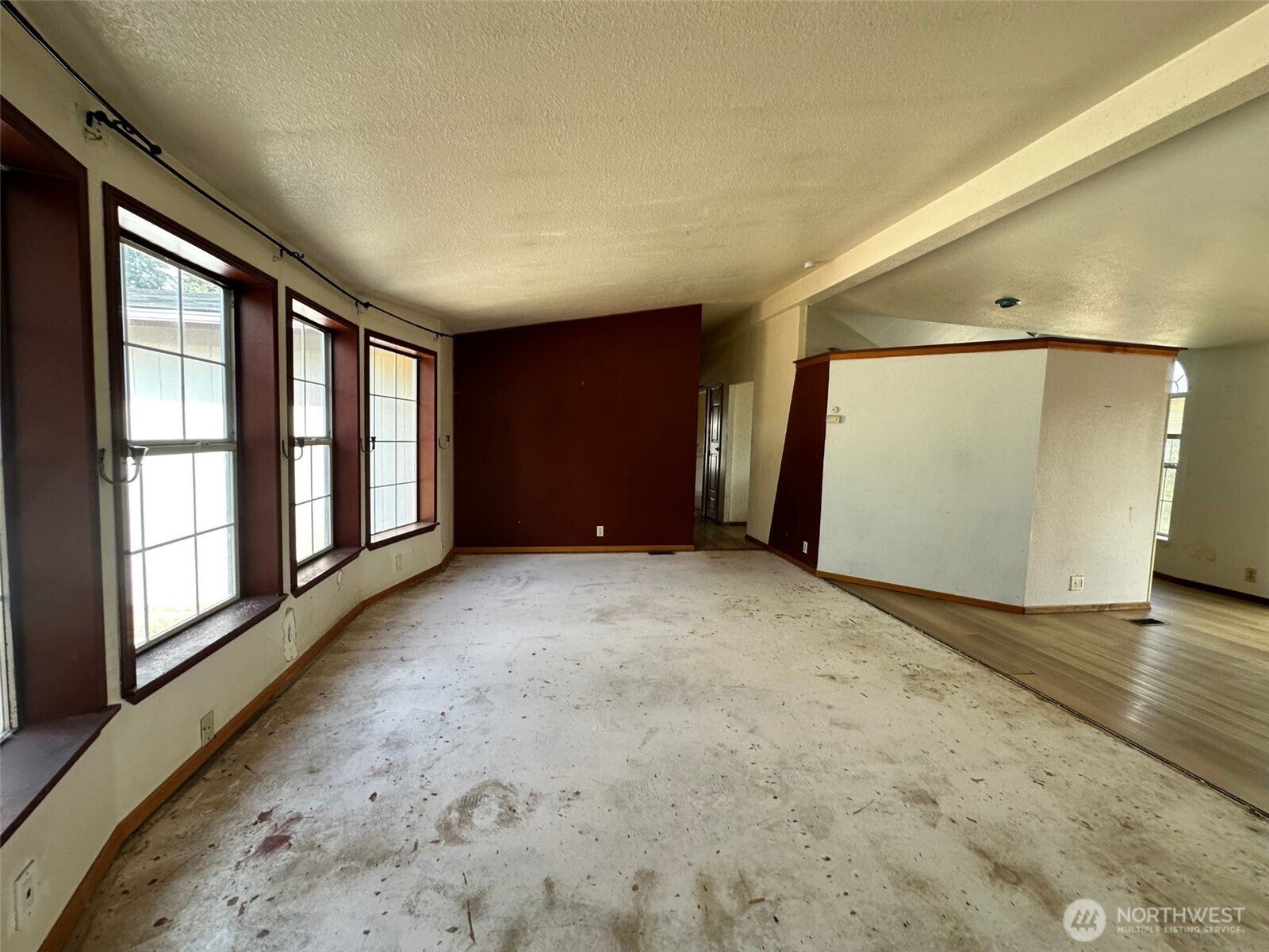 13613 Cedar Cir E