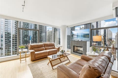 Photo of 820 Blanchard Street #1507, Seattle, WA 98121 (MLS # 2572617)