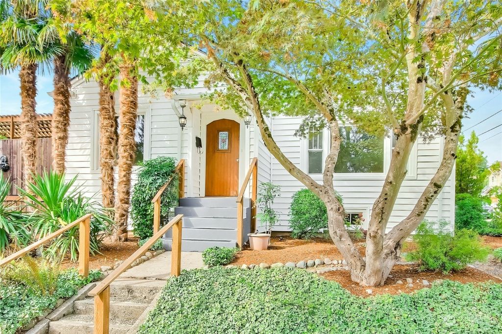 Photo of 12003 85th Avenue S, Seattle, WA 98178 (MLS # 2162491)