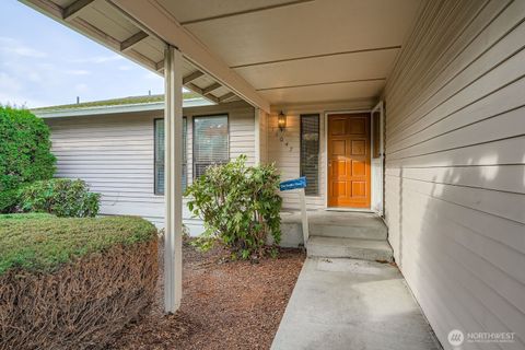 Photo of 11047 26th Avenue SW, Seattle, WA 98146 (MLS # 2454915)