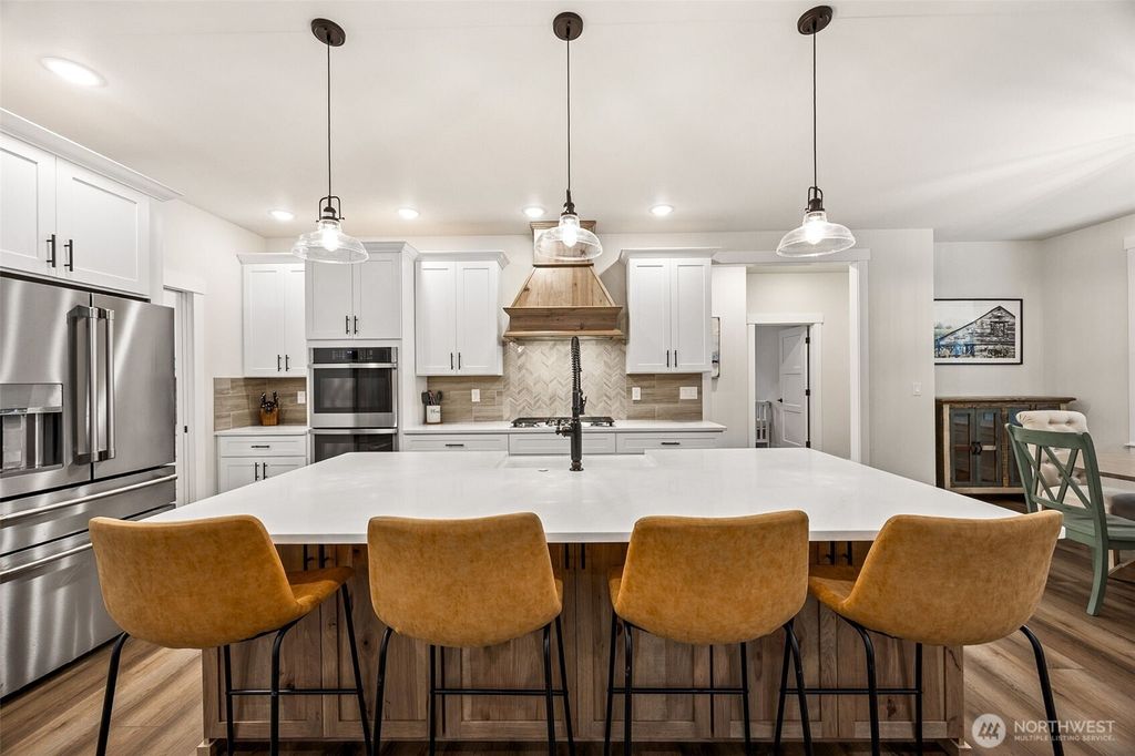 Photo of 6645 Hawks Prairie Road NE, Olympia, WA 98516 (MLS # 2487206)