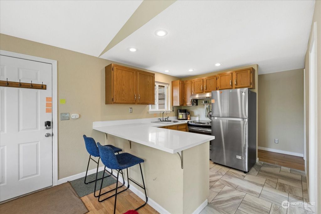 Photo of 10012 15th Ave S Ave, Seattle, WA 98168 (MLS # 2250642)