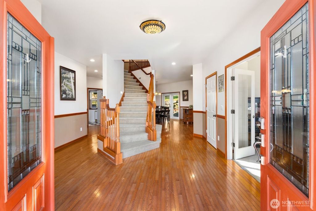 Photo of 18529 Hawksview Drive, Arlington, WA 98223 (MLS # 2482341)