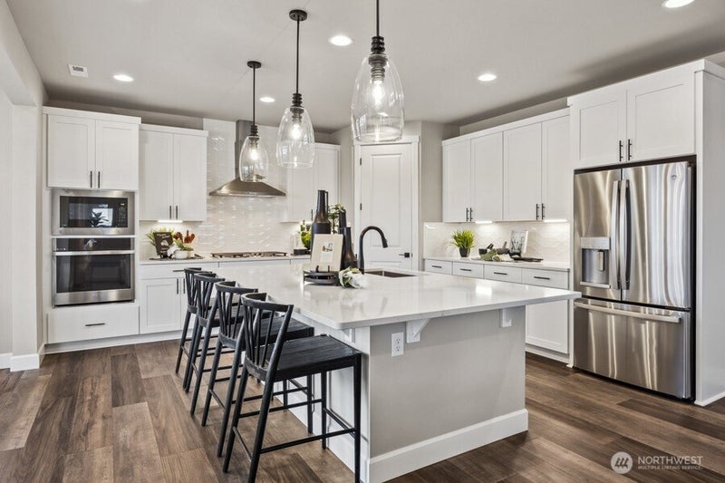 14512 203rd Avenue E 850