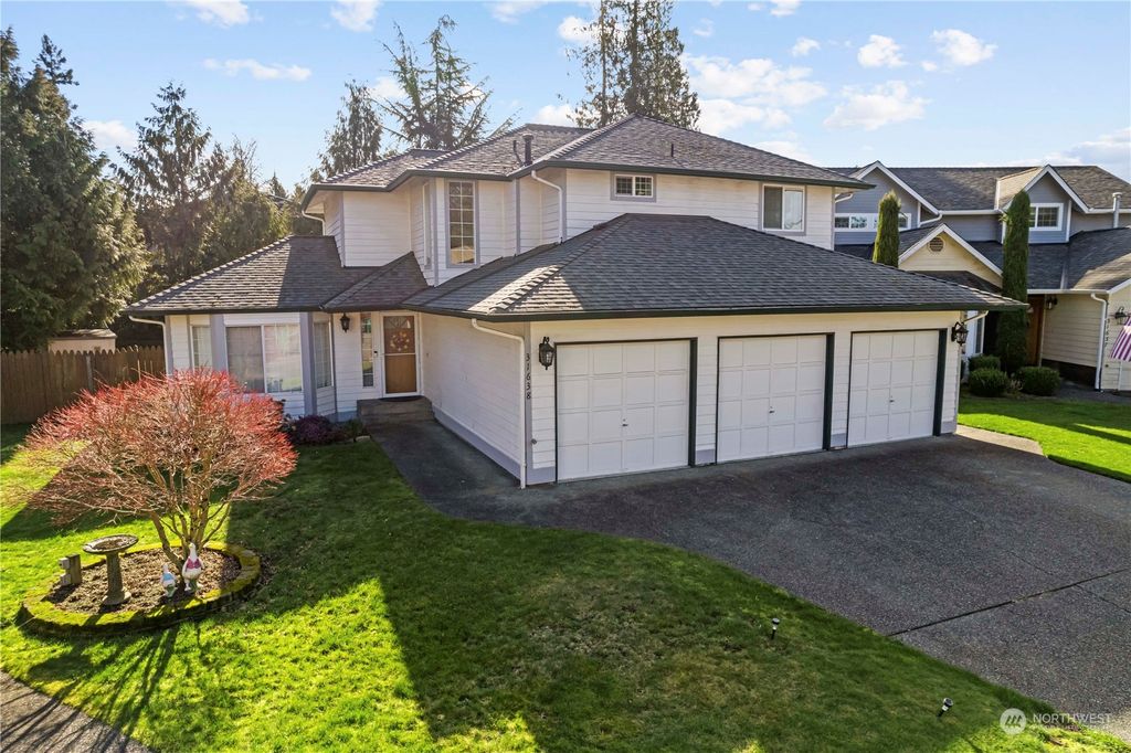 Photo of 31638 117th Avenue SE, Auburn, WA 98092 (MLS # 2201806)