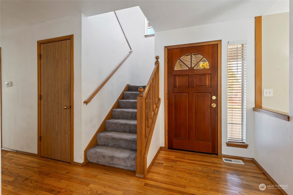 Photo of 31638 117th Avenue SE, Auburn, WA 98092 (MLS # 2201806)