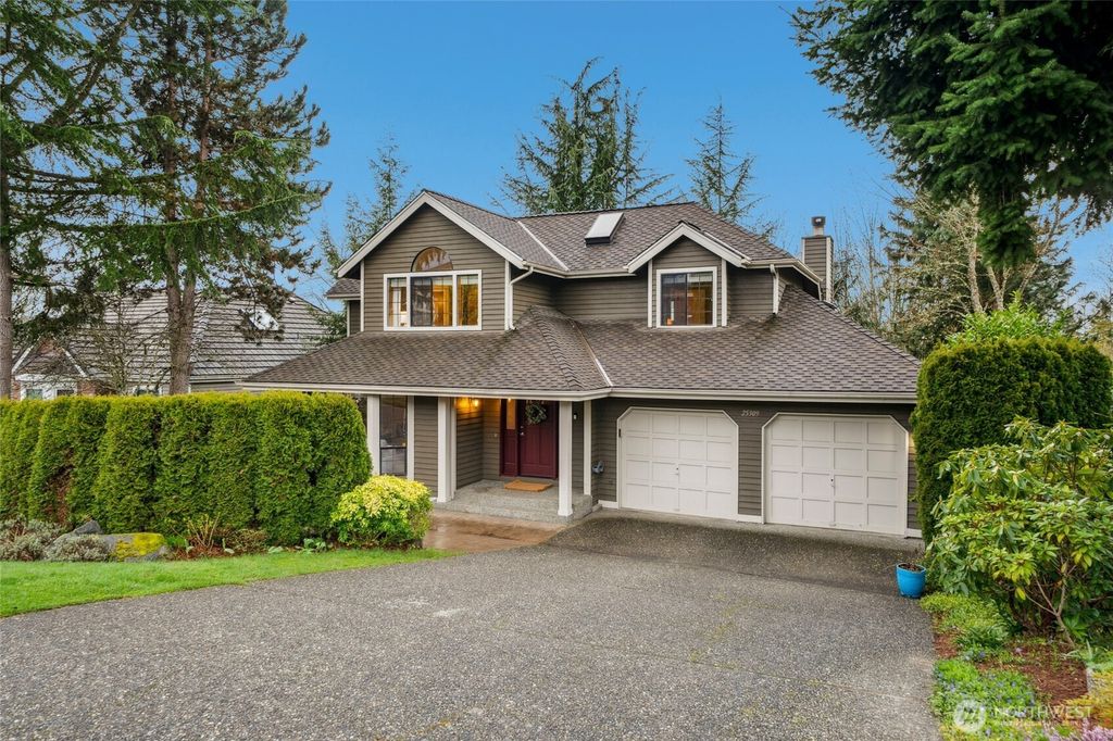 Photo of 25309 126th Avenue SE, Kent, WA 98030 (MLS # 2347659)