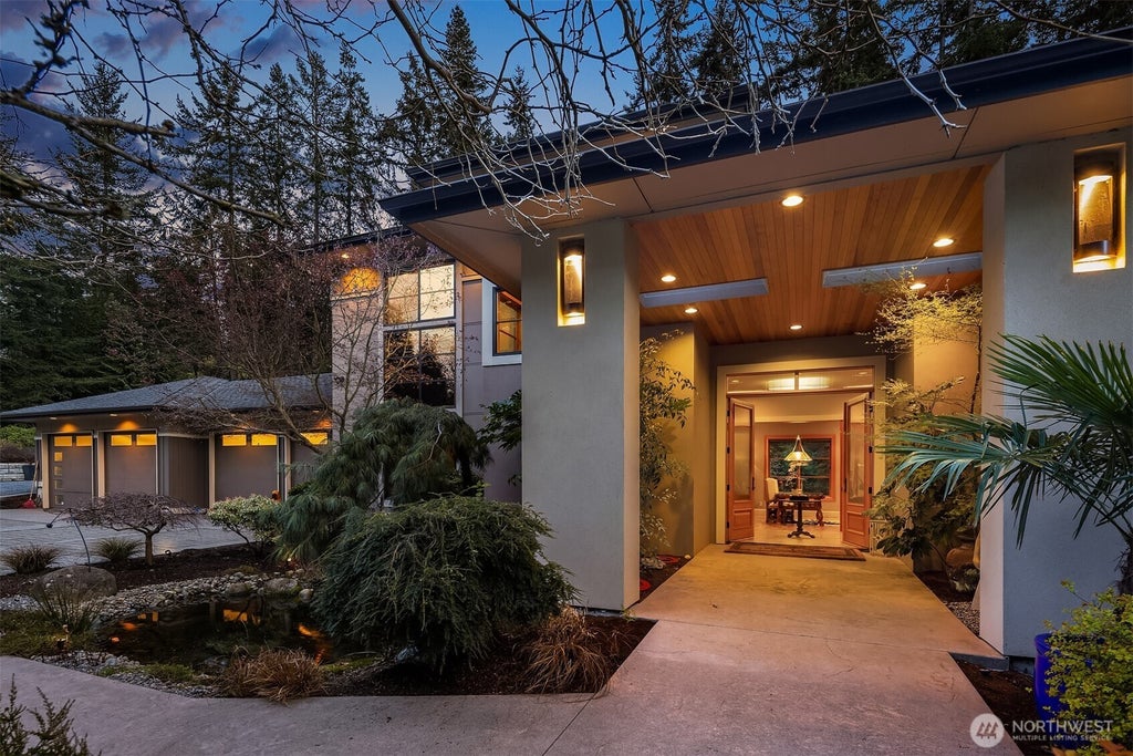 Photo of 11303 S Dogwood Lane, Woodway, WA 98020 (MLS # 2570289)