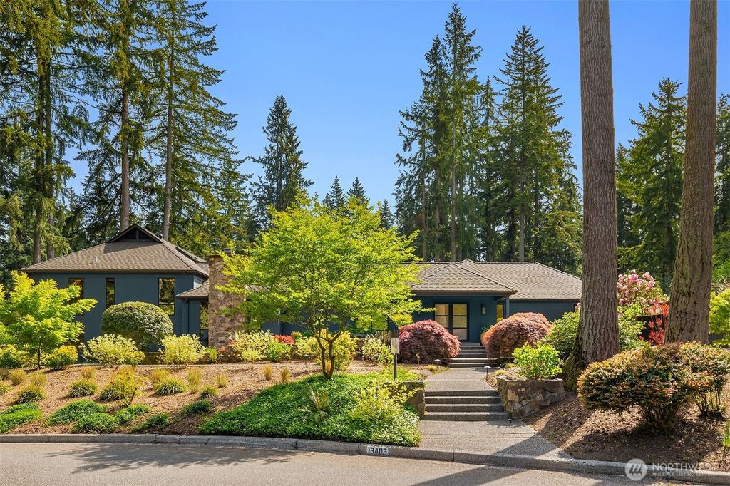 Photo of 13403 NE 33rd Lane, Bellevue, WA 98005 (MLS # 2412223)